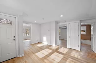 93 Sweetwater St, Saugus, MA 01906 - Photo 3