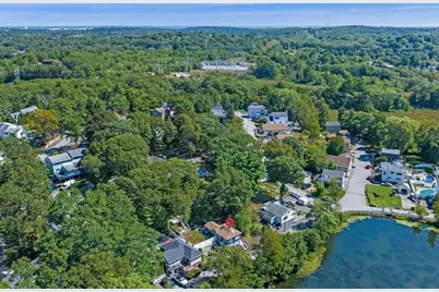93 Sweetwater St, Saugus, MA 01906 - Photo 27