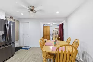 14 Mount Pleasant Ave, Dracut, MA 01826 - Photo 7