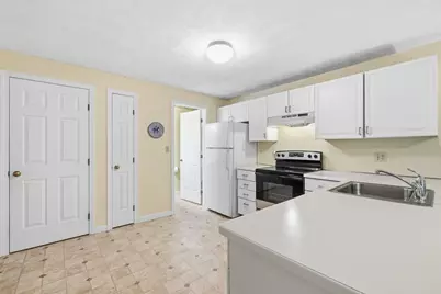 230 Main Street #4, Woburn, MA 01801 - Photo 13