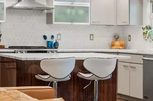 12 Spring Garden St, Boston, MA 02125 - Photo 11