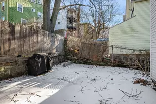 11 Round Hill St, Boston, MA 02130 - Photo 39