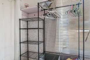 11 Round Hill St, Boston, MA 02130 - Photo 17