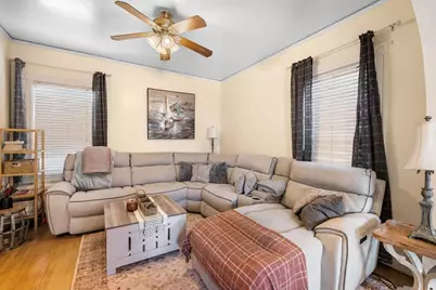 11 Round Hill St, Boston, MA 02130 - Photo 9