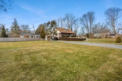 15 Seaview Ave, Swansea, MA 02777 - Photo 3