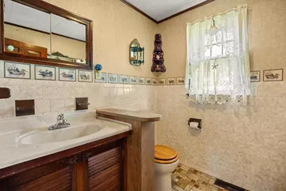 15 Seaview Ave, Swansea, MA 02777 - Photo 23