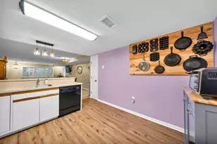 49 Weatherly Dr, Salem, MA 01970 - Photo 13