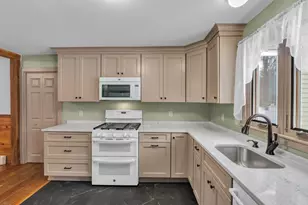 300 Padre Rd, New Braintree, MA 01531 - Photo 17