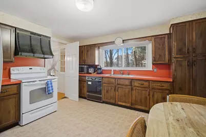 46 Puritan Cir, Springfield, MA 01119 - Photo 25