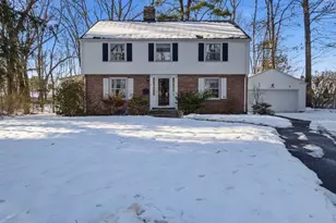 46 Puritan Cir, Springfield, MA 01119 - Photo 3