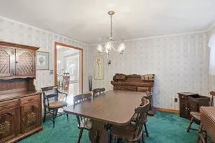 27 Thurston Pl, Fitchburg, MA 01420 - Photo 15