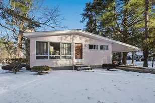 27 Thurston Pl, Fitchburg, MA 01420 - Photo 29