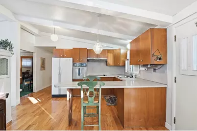 27 Thurston Pl, Fitchburg, MA 01420 - Photo 9