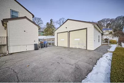 31 Walton St, Waltham, MA 02451 - Photo 31