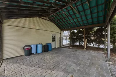 31 Walton St, Waltham, MA 02451 - Photo 33