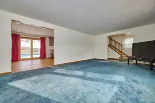 31 Walton St, Waltham, MA 02451 - Photo 7