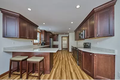 31 Walton St, Waltham, MA 02451 - Photo 11