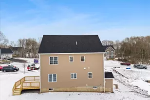 34 Austin Ct, Brockton, MA 02302 - Photo 5