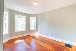 22 Barry St, Boston, MA 02125 - Photo 29