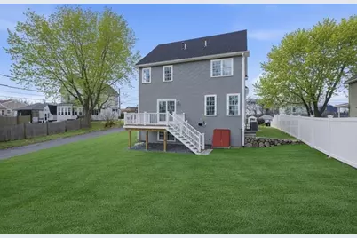 28 Arlington St, Woburn, MA 01801 - Photo 37