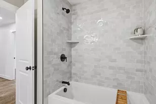 28 Arlington St, Woburn, MA 01801 - Photo 21