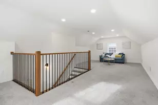 28 Arlington St, Woburn, MA 01801 - Photo 27