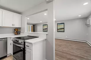 14 Mason Ct, Amesbury, MA 01913 - Photo 7