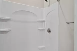 34 Tremaine St, Leominster, MA 01453 - Photo 7