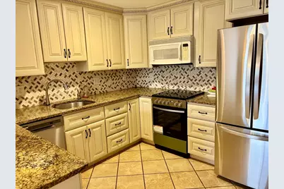 2192 Massachusetts Ave #1/4, Cambridge, MA 02140 - Photo 9