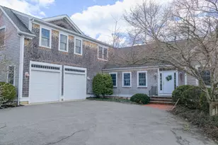 676 Elm St, Dartmouth, MA 02748 - Photo 33