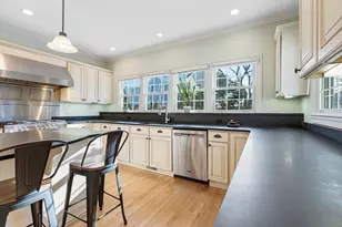 676 Elm St, Dartmouth, MA 02748 - Photo 9