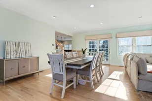 676 Elm St, Dartmouth, MA 02748 - Photo 17