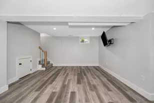 1514 Gorham St, Lowell, MA 01852 - Photo 27