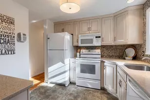 438 Old Bedford Rd, Concord, MA 01742 - Photo 1