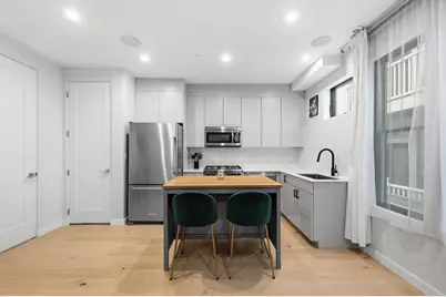 340 W 2nd St #5A, Boston, MA 02127 - Photo 3