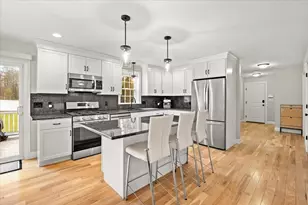 70 Sandy Hill Rd, Raynham, MA 02767 - Photo 11