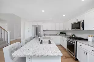 8 Acadia, Hudson, NH 03051 - Photo 5