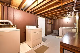 303 Cummington St, New Bedford, MA 02745 - Photo 23