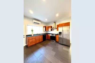 113 Moore St #2, Boston, MA 02128 - Photo 3