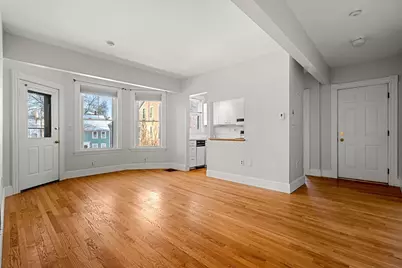 52-54 Fair St #2D, Newburyport, MA 01950 - Photo 3