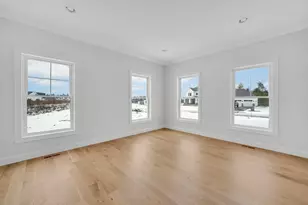 37 Balsam Hl Rd, Ludlow, MA 01056 - Photo 11