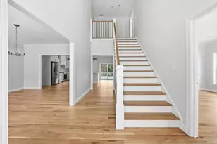 37 Balsam Hl Rd, Ludlow, MA 01056 - Photo 7