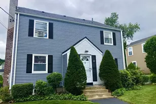 17 Hatfield Rd, Newton, MA 02465 - Photo 11