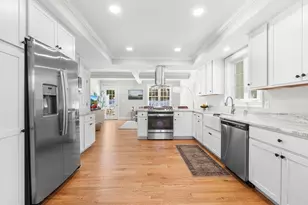 7 Hill St, Norfolk, MA 02056 - Photo 9