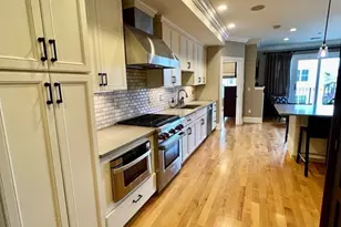 37 P St, Boston, MA 02127 - Photo 5