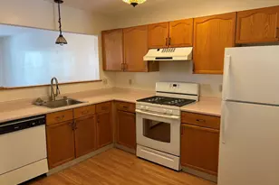 88 Pines Edge Dr, Northampton, MA 01060 - Photo 9