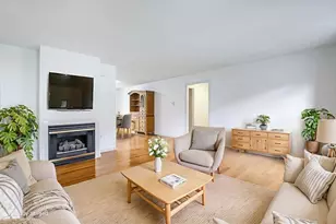 665 Center St, Ludlow, MA 01056 - Photo 9