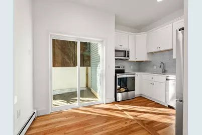 7 Russell Street #1, Cambridge, MA 02140 - Photo 5