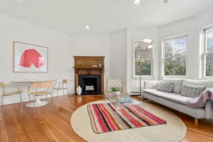 7 Russell St, Cambridge, MA 02140 - Photo 3