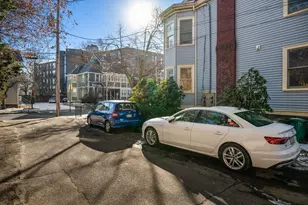 7 Russell St, Cambridge, MA 02140 - Photo 25